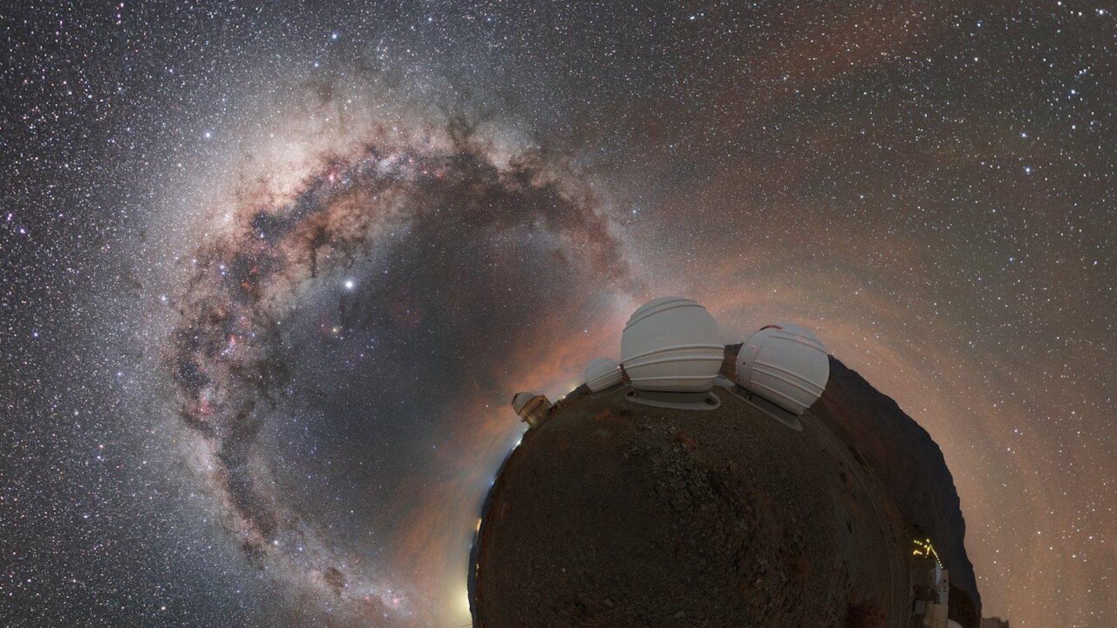 La Silla Observatory and its stunning night sky